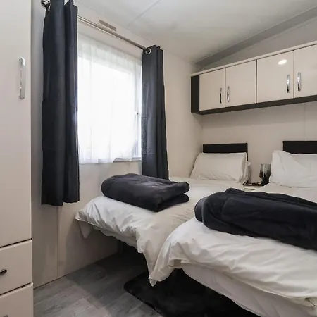 Hotel Tortworth 4*
